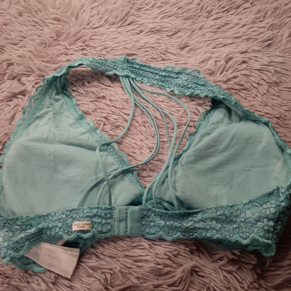 Gilly Hicks Sydney Lace Bralette with Strappy Back  Size Large - Picture 7 of 7
